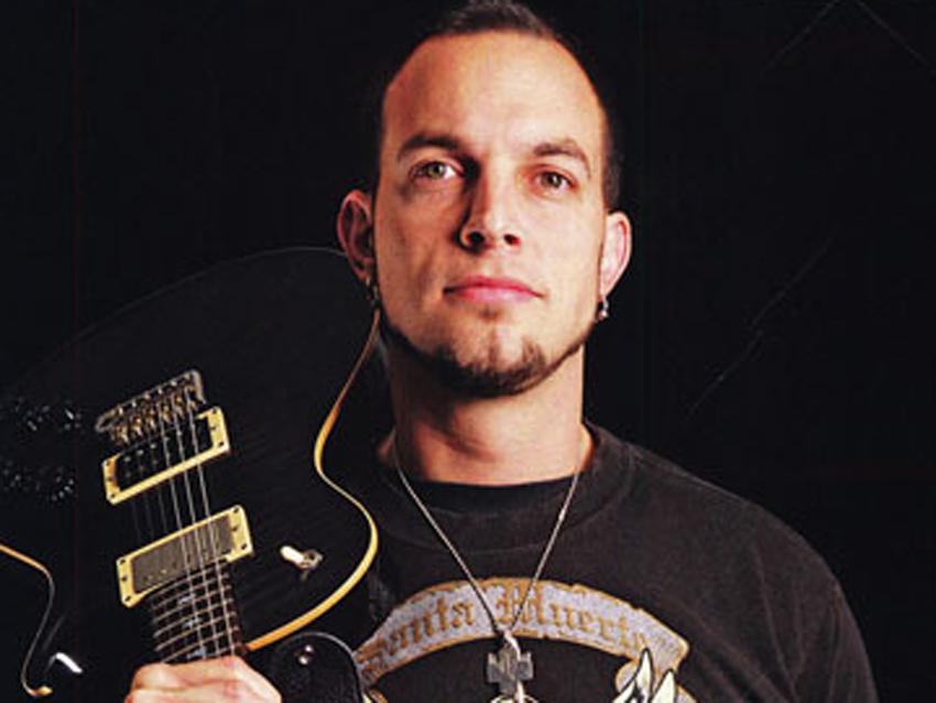 Great music performers: Mark Tremonti of Creed  turns today 41. Happy birthday Mark! 