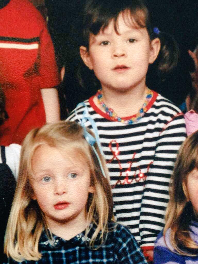 grant_ionaOX's tweet photo. Happy birthday to my bestestβ€οΈπ1β£6β£ππ #evolutionofus @sophiegiIchrist http://t.co/jws7i1rTxA