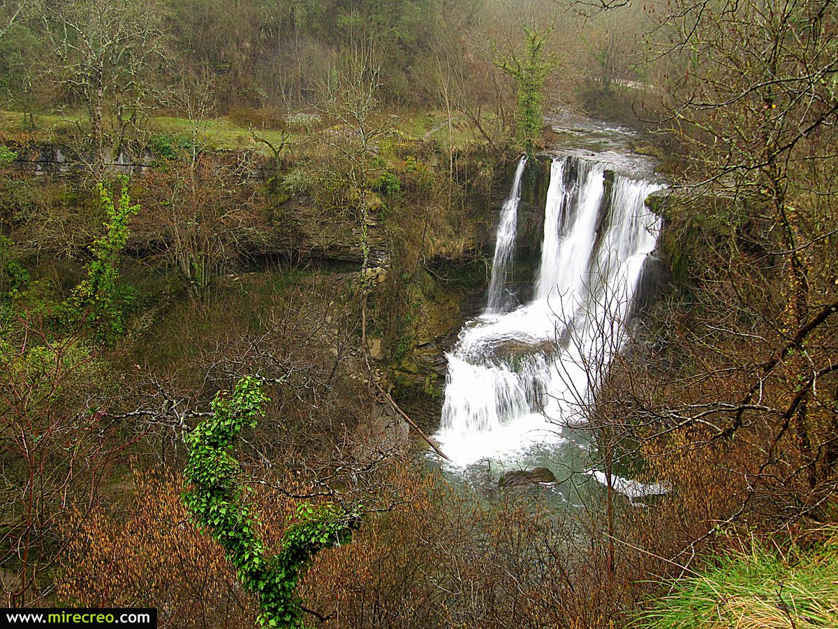 Rincones mágicos de #Burgos. Cascada de Peñaladros #Cozuela  @SienteCyL @CyLesVida @NationalImages #mirecreo