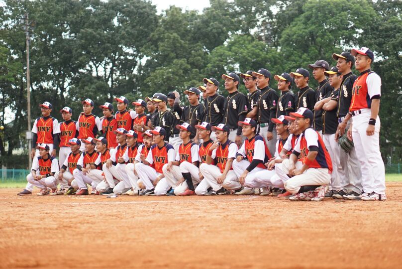 Line up!! Pertandingan selesai dengan score UNISBA (PA) 12 VS UNY (PA) 1. Selamat untuk <a href="/UnisbaUBS/">UNISBA Base/Softball</a> 🎉🎉🎉