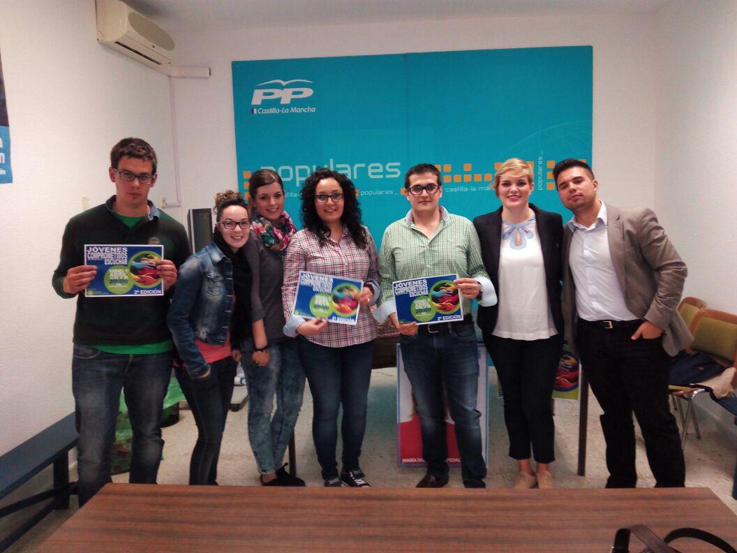 MartaMarotoL's tweet photo. Ayer los miembros de @nnggtoledo participamos en los actos de #Villafranca #SantaOlalla, #Noez  y #Seseña #TuMomento http://t.co/pjB6N1147v
