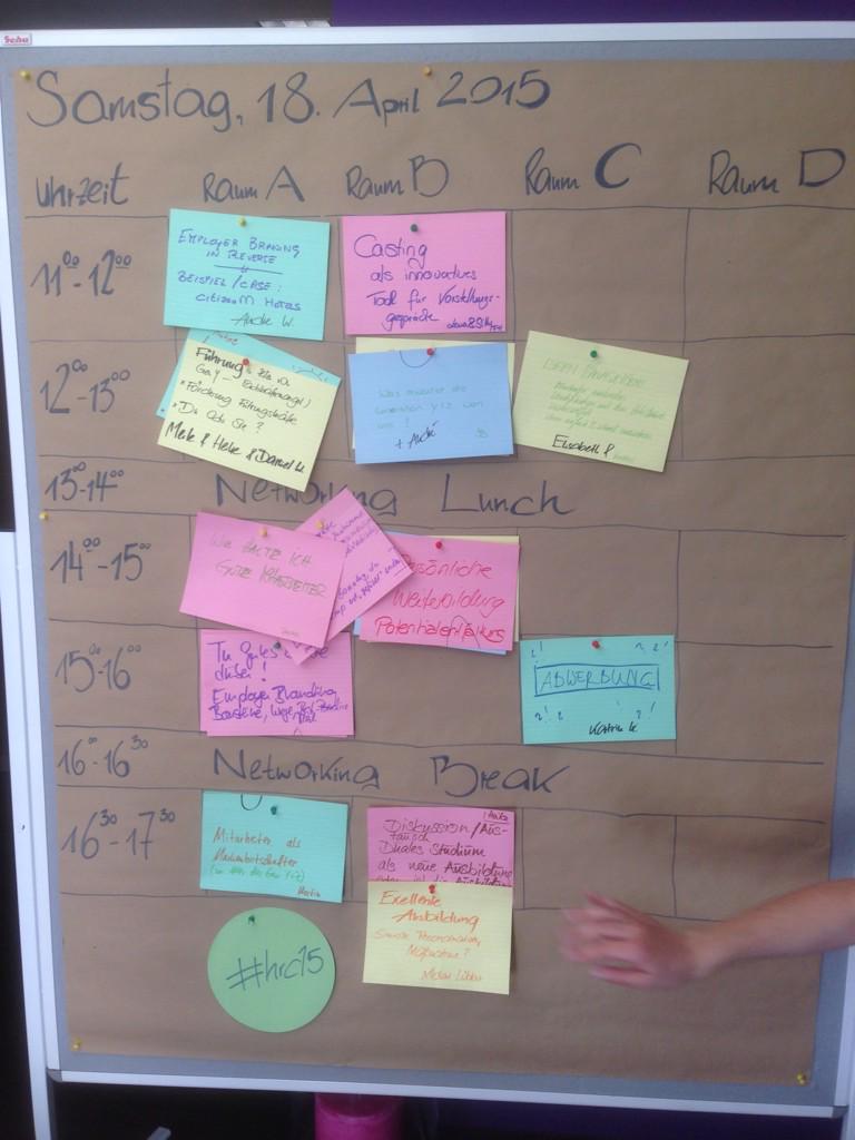 Martin_Schmitz_'s tweet photo. Sessionplan des Tages beim #hrc15 http://t.co/K6kI1baRn4