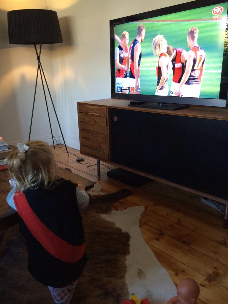 HarleyAugustine's tweet photo. @EssendonFC #DonTheSash http://t.co/7sF01eXDPw