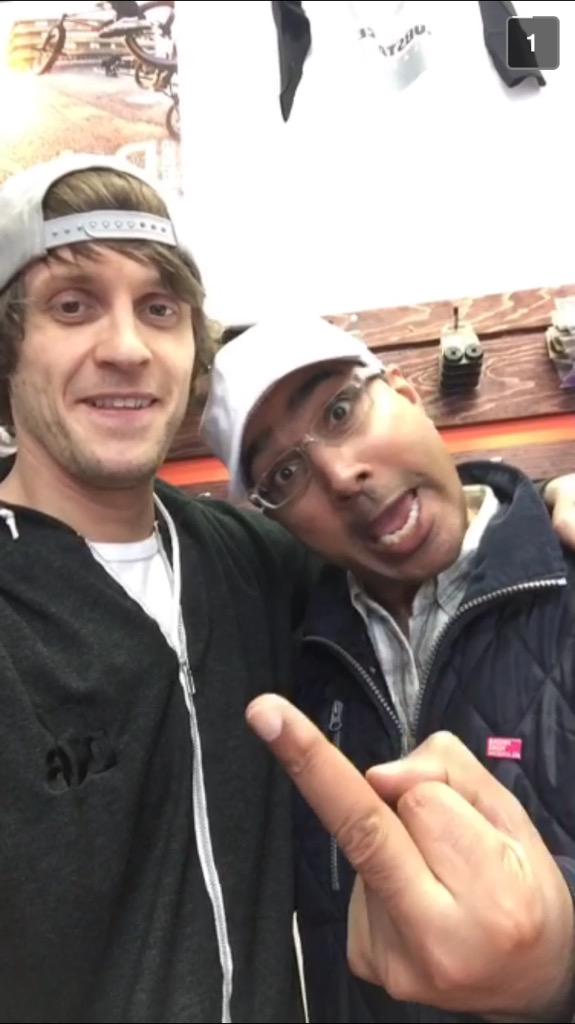 bishilameass's tweet photo. @SiGibb posing with @CadgeP boyfriend http://t.co/N6mhpDv77F