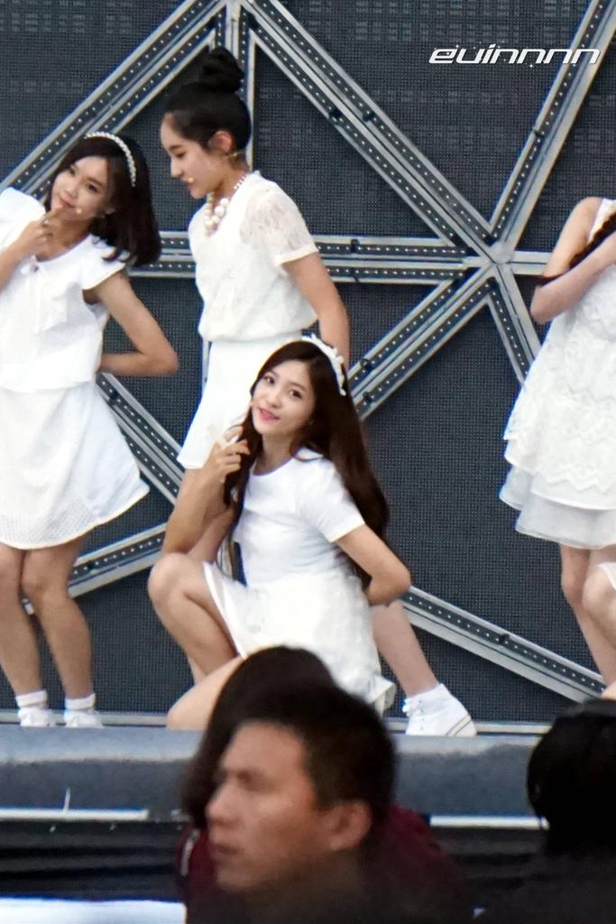 CC3Tv8oUgAAzL9t.jpg:large