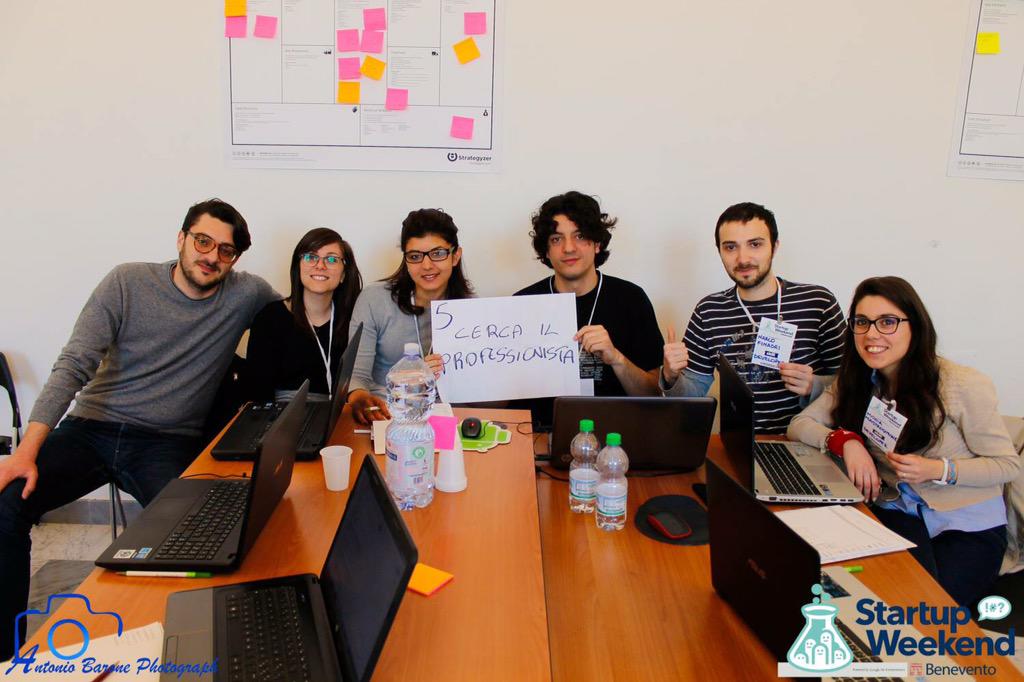 ant_russolillo's tweet photo. @matteorenzi visto che sei in zona vieni a vedere giovani che #accelerano il #sud a #swbenevento http://t.co/IbQfm9GxYZ