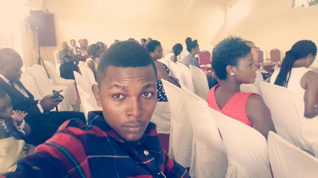 TebongAmbe's tweet photo. Wishing y'all a lovely weekend, stay safe and love thy neighbor #LiveALifeOfExample #SaturdayService #DBOU http://t.co/cHPOcVL1cy