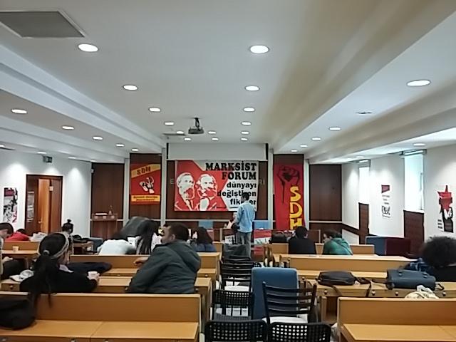 #marksistforum başlamak üzere.ıhlamur sokak 10/1 adresinde.