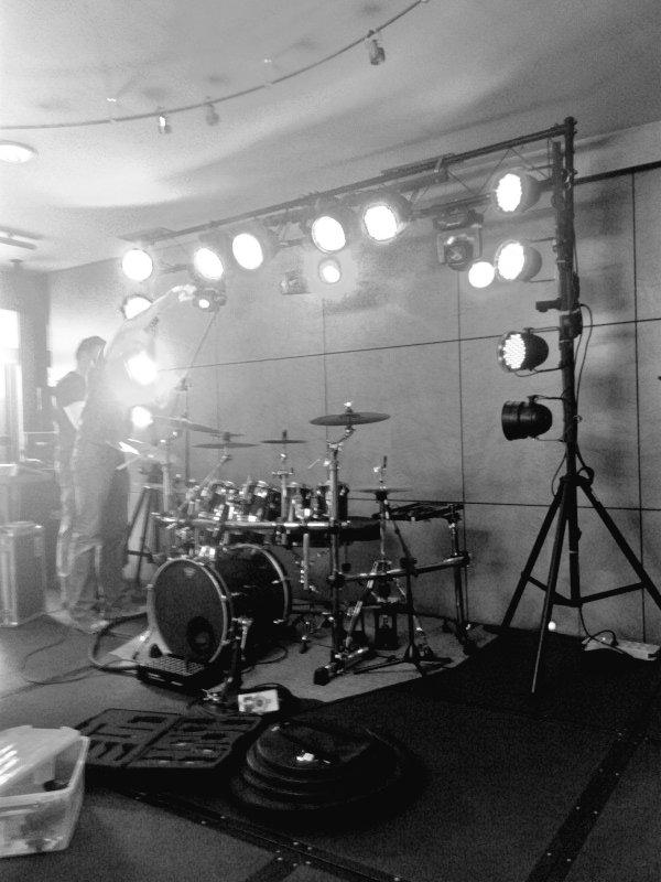 ElysianGates1's tweet photo. Setting up the stage for 2night #Televie #RTL #dinner #DJStarsky http://t.co/Mx8Vz0Rr4q