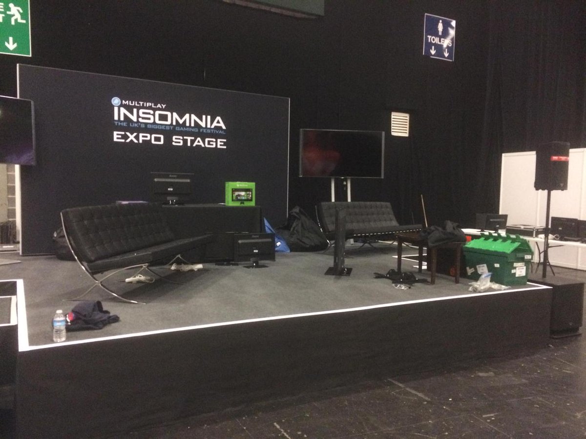 Sllayt3r's tweet photo. The expo stage at #insomnia54 - we did our @xsplit stage show on here :) http://t.co/nA5uT4Iqlf