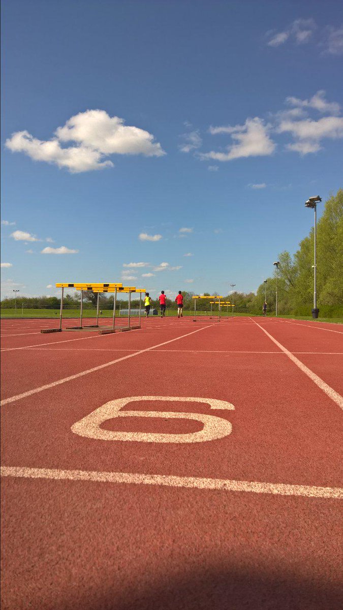 KenoMG1's tweet photo. @CUAC_Athletics #CitiusAltiusFortius #tracklife #wilberforceroad http://t.co/Gmwne0q68R