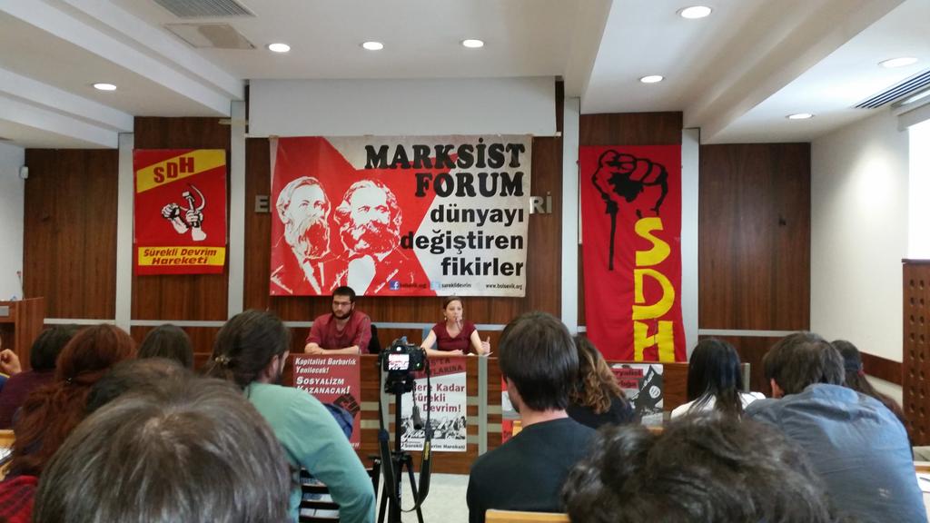 #MarksistForum  Derya Koca'nın sunumuyla basladi.