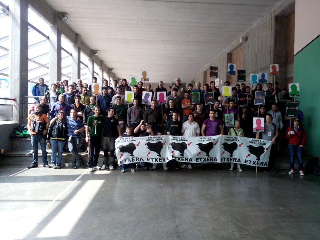 HuPilotakadaz2's tweet photo. Finaleko irudi batzuk! #PilotakadazEtxera http://t.co/dNd4cXlnEF