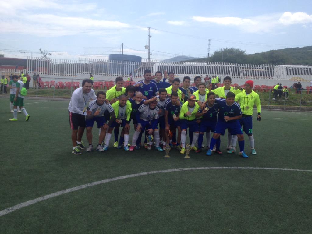 TecMilenio_QRO's tweet photo. Felicidades Guadalajara! #InterHalcones http://t.co/TMuf8TMAkC