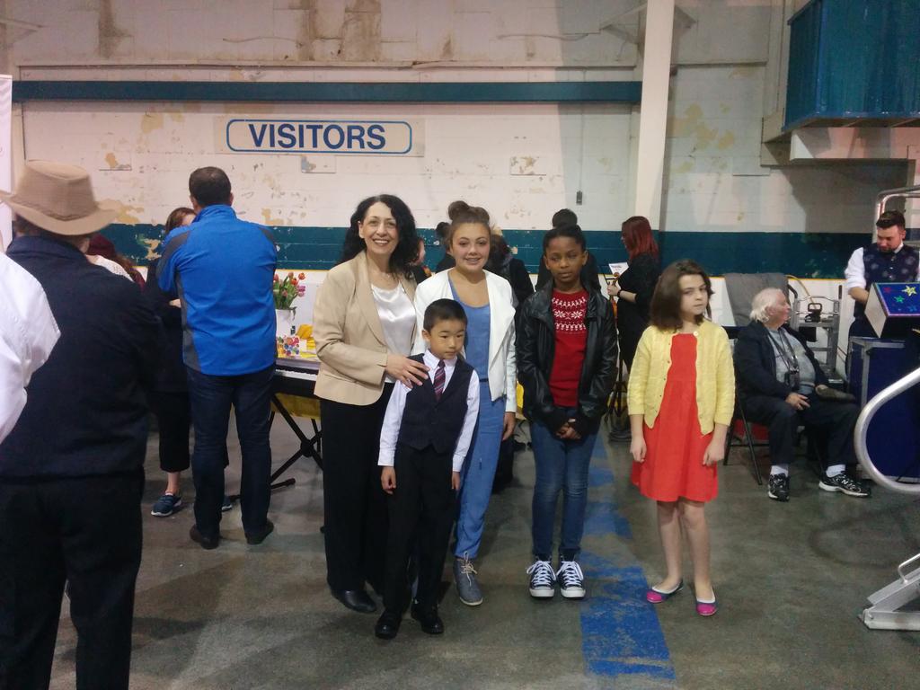 MapleLionsClub's tweet photo. Performers from Arcadia Academy of Music! http://t.co/OMEQnUHYr6