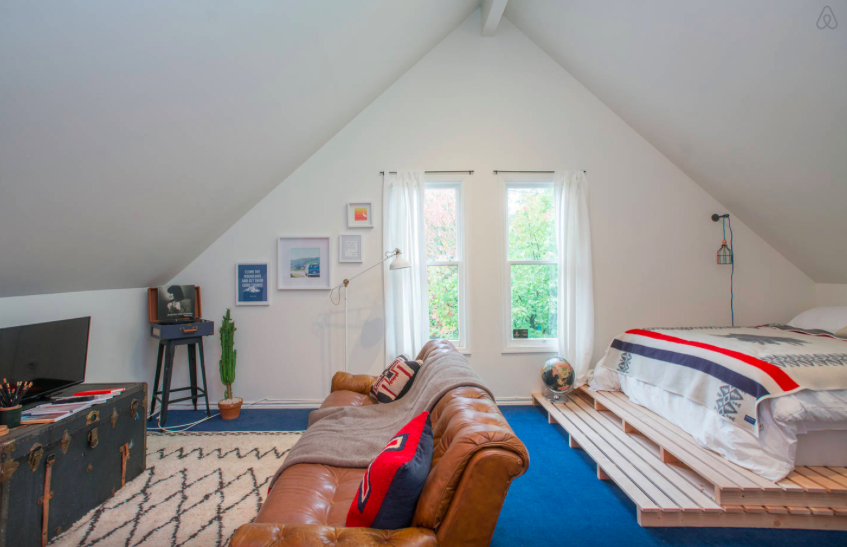 rambledept's tweet image. See our roundup of Portland's best (&amp;amp; most stylish!) @Airbnb rentals bit.ly/1cHWaGo #travelpdx #homedecor