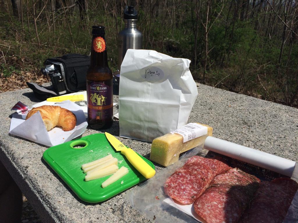 jen_handy's tweet photo. Thanks for helping make our picnic scrumptious! @ProntoGelateria  @WSPurveyors http://t.co/X2Idy8pZeb