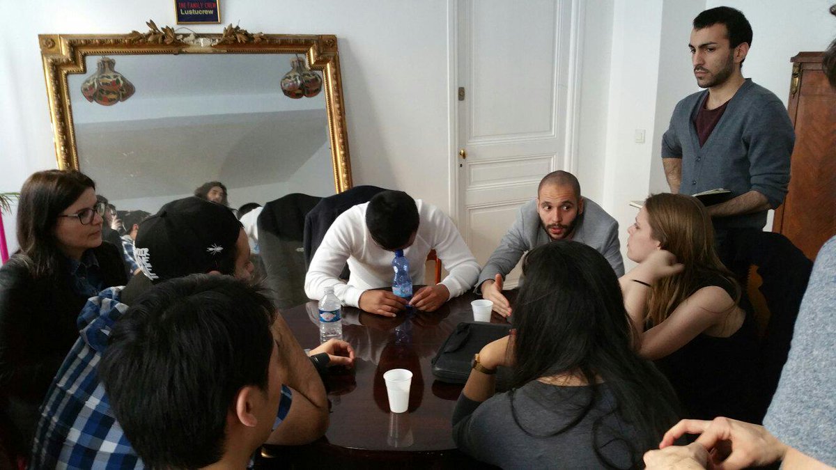 liquidIT_fr's tweet photo. Dans les coulisses de l'@EDAconcours pour le choix du gagnant http://t.co/vu1aM2L6Hn