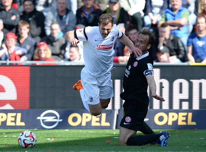 Despite the long absence, Noveski was still captain Despite the long absence, Noveski was still captain