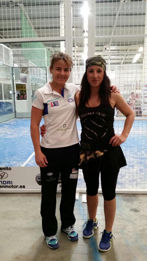 clubpadelcc's tweet photo. En el Woman &amp; Padel '15 con @CataTenorio , @clubpadelcc , @lostaconesdella , @CrazyPadel http://t.co/wvQbAup7v0