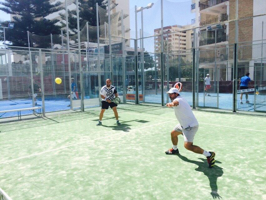 Los mejores jugadores de la #costadelsol hoy en el club para jugar #padel y degustar un exquisito asado argentino