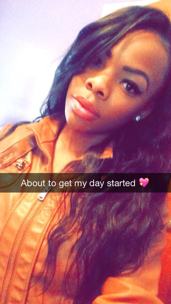 TyMeanAss's tweet photo. Cause I never post pics on here 🙋 http://t.co/B1SXKVkKEQ
