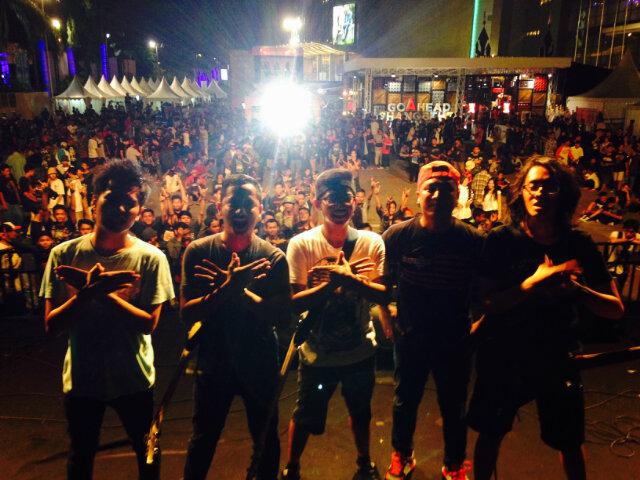 PossibleOutSomewhere tweet media