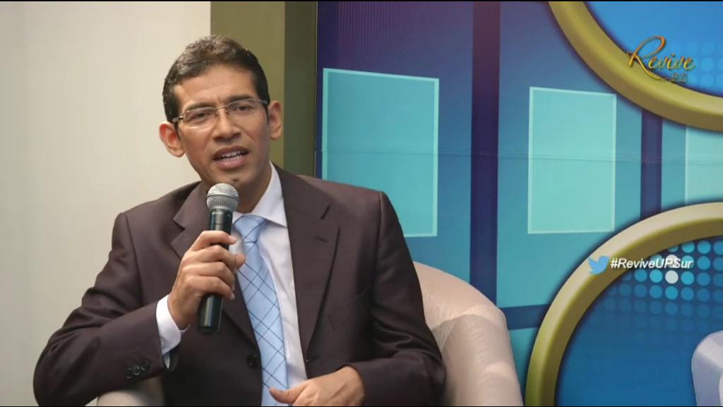 Pr_JaimePerez's tweet photo. Interactúa en video chat de #ReviveUPS por http://t.co/4aHJrXRZtG http://t.co/2pl3753mSR