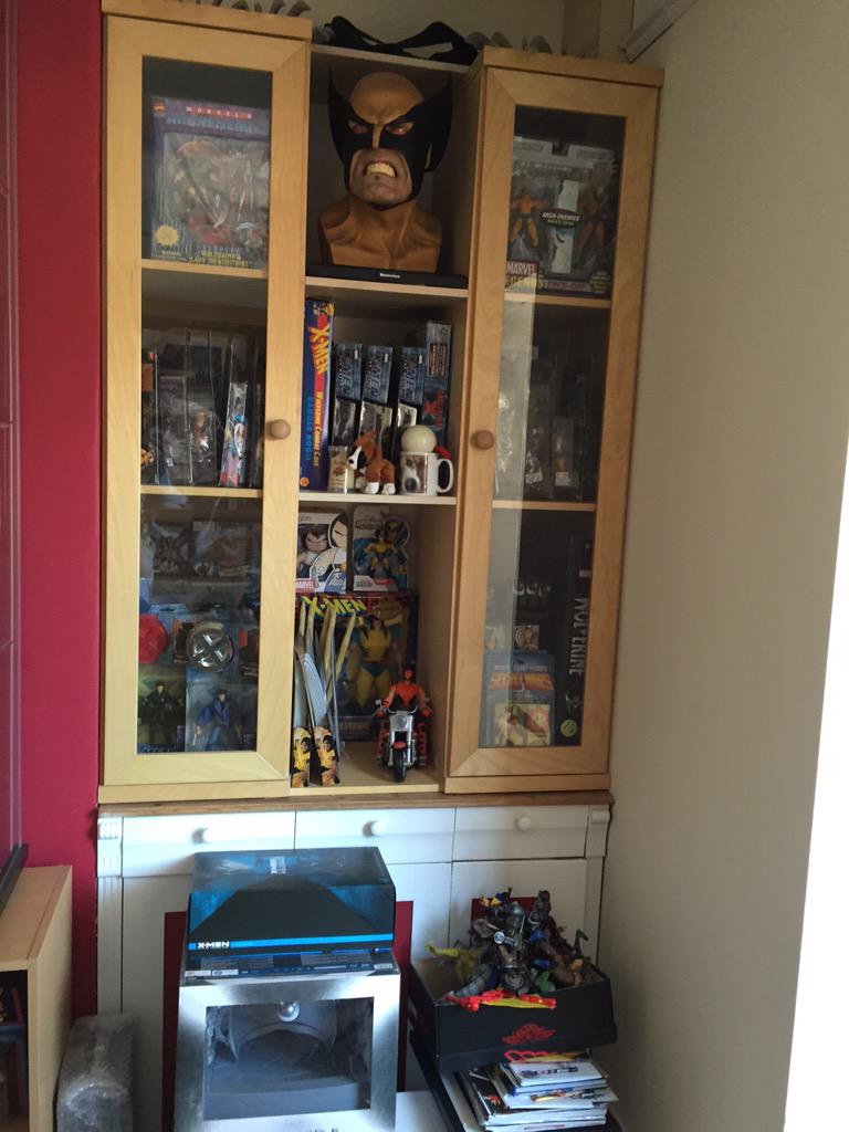 WolverSteve's tweet photo. Sorting my #Wolverine stuff...part 3
#WolverineNation
#WolverineWeek
#WolverineWeeks
#WolverineMovie #HughJackman http://t.co/EKJTTA0yJf