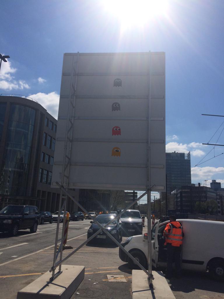 454psp's tweet image. Auf dem Weg zum Plattenladen entdeckt: #pacman #pacghost und was nettes von @MyMariestyle #urbanart #streetart #art
