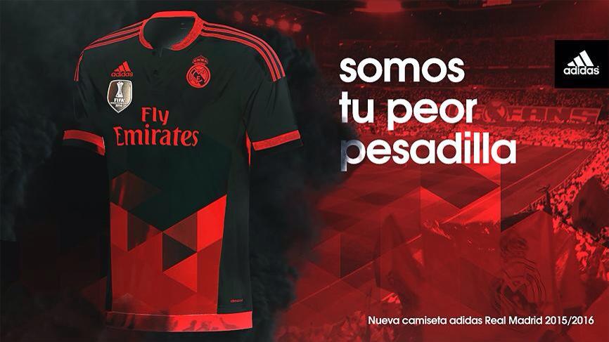 yvndi's tweet photo. @TeukuMarsa "@RMCFStats: Rumor Jersey Real Madrid Musim 2015/2016 : Home : Putih Away : Hitam 3rd : Biru Navy http://t.co/KxeVdFtGXt"