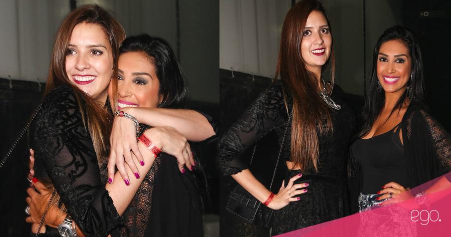 siteEgo's tweet photo. Aii amigas! Ex-BBBs Amanda e Tamires curtem show da @Anitta http://t.co/mdCj293W6s http://t.co/oWXgJb70El