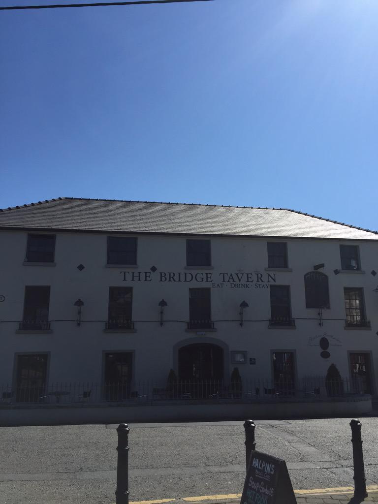 TheBridgeTavWW's tweet image. Perfect Beer Garden Weather #OutsideDrinks #OutsideFood #TheBridgeTavern #Cheers