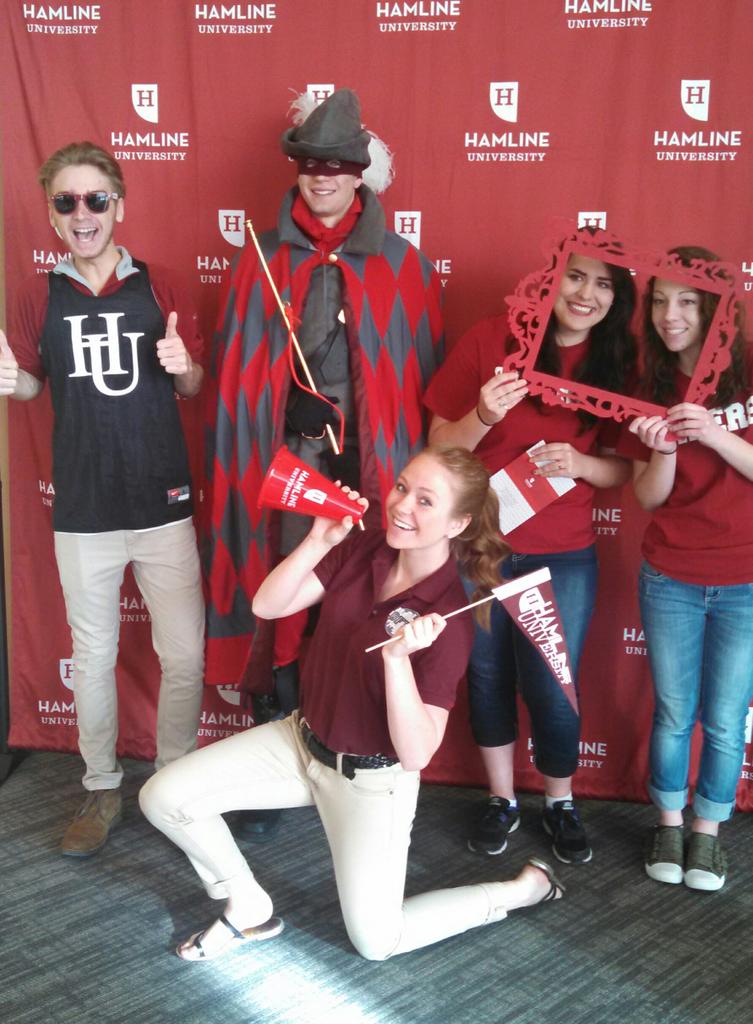 Admission_HU's tweet photo. #imapiper #hamlinebound http://t.co/iV0fBBaEuQ