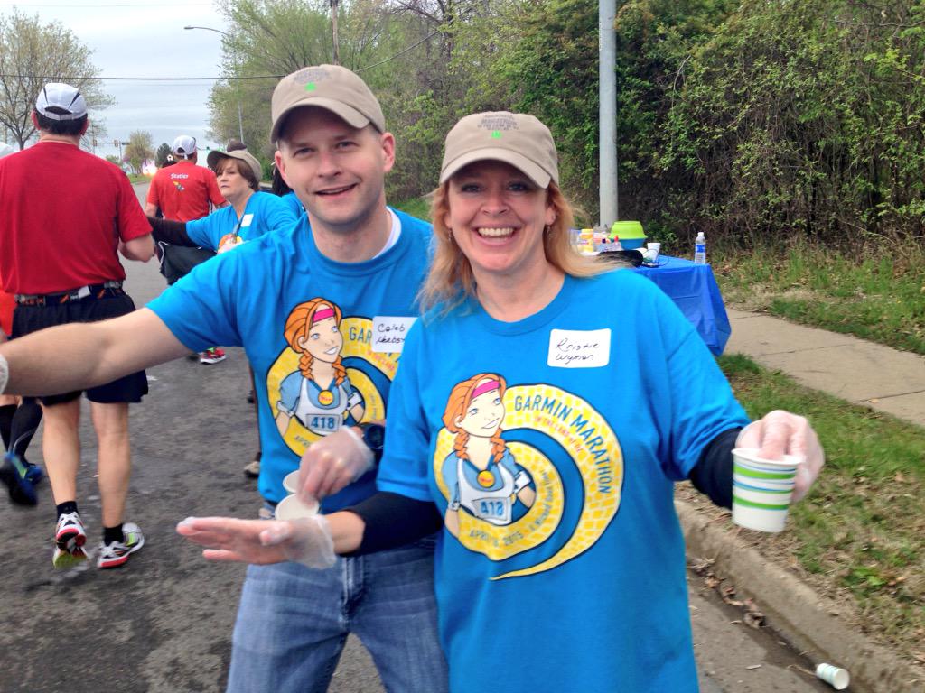 makomichael's tweet photo. Best Volunteer Shirts Ever at the @GarminMarathon  #runOz http://t.co/SFinQxKWEo