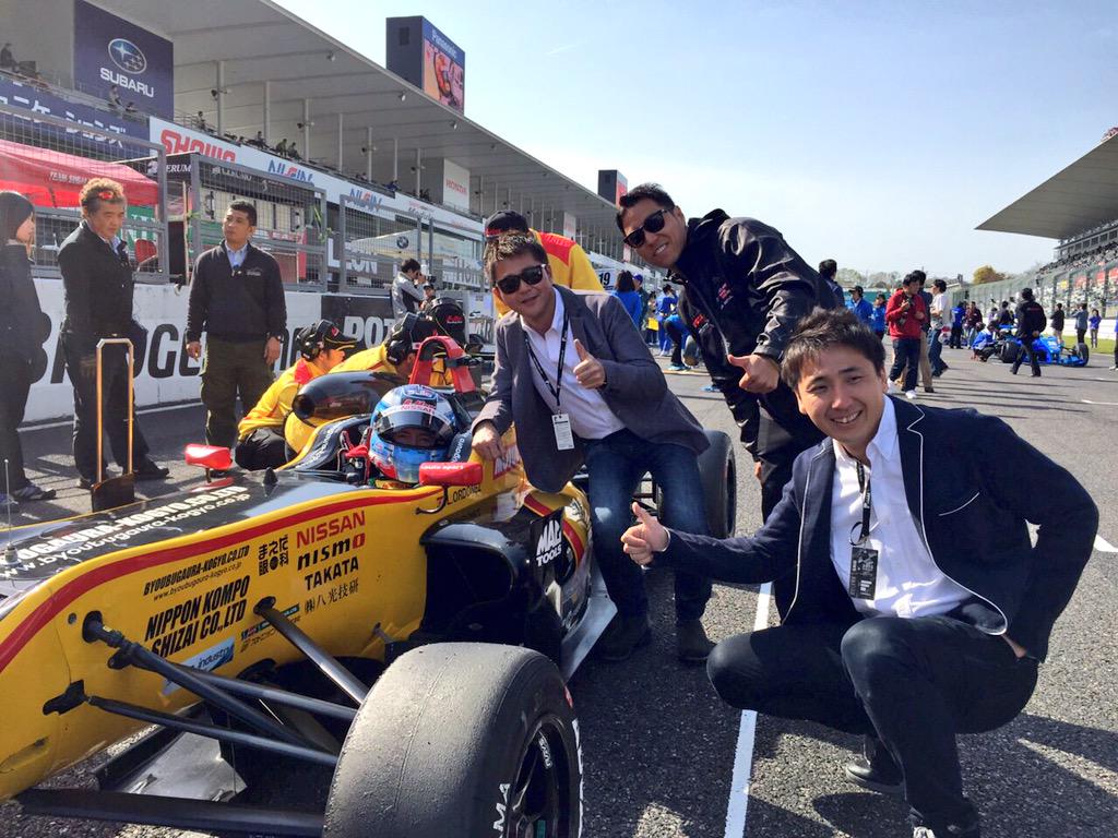Lucas_Ordonez's tweet photo. I had a super すごい support today with some @NISMO team mates @SatoshiMotoyama @KazukiHoshino @TsugioMatsuda ありがとうございます http://t.co/r9uxFkd7mg