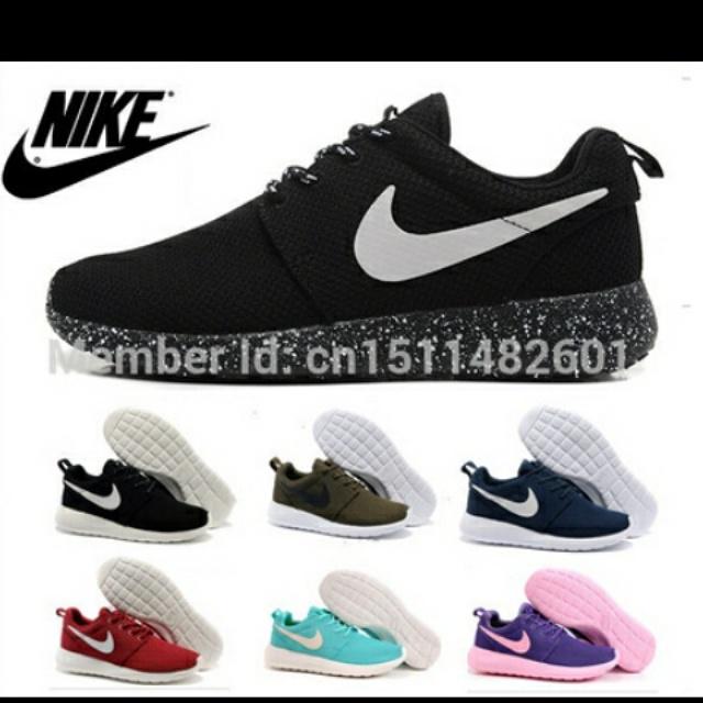 robertCO05's tweet photo. Se vende roshe run mas colores 35€ http://t.co/I0BvlkZ7pz