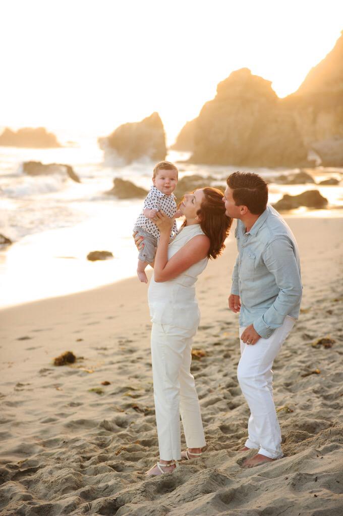 evangelistmatt's tweet photo. Wow, loved doing this family photo shoot with @Gavin_Wade in Malibu at El Matador beach. http://t.co/gaKA4cHToK