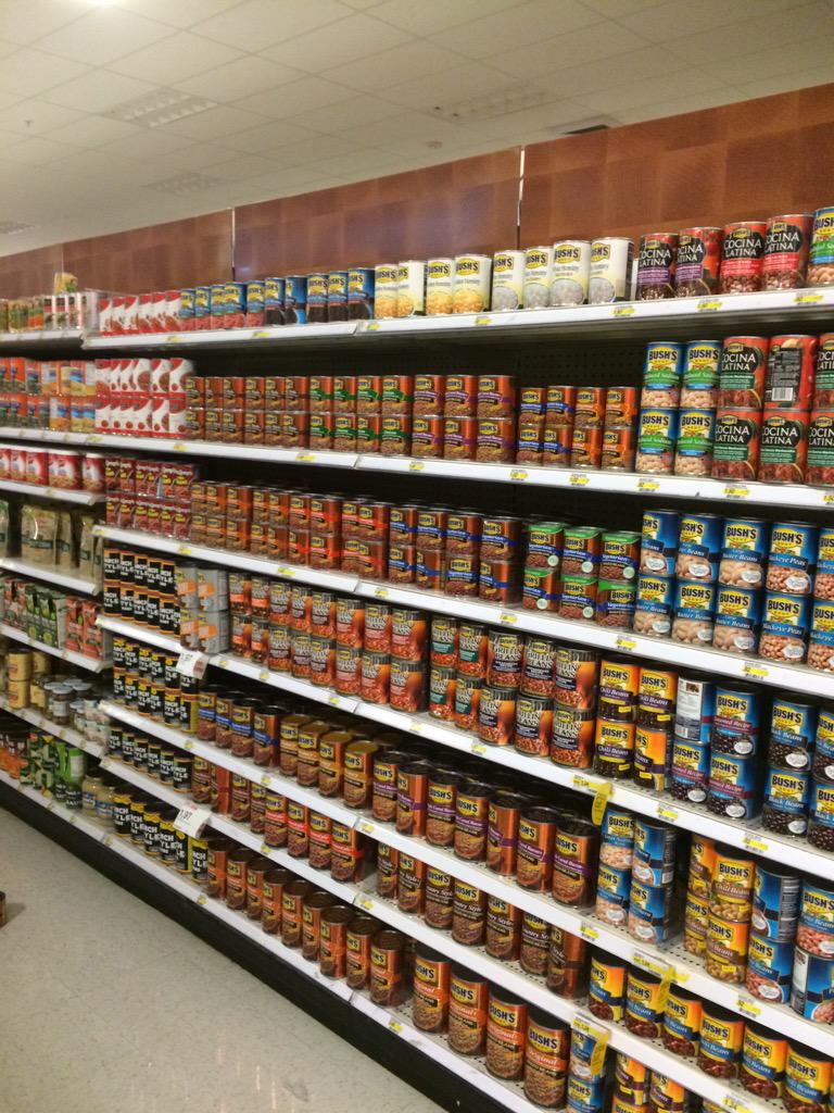 BeckyHasik's tweet photo. #T2520 #G397YearonFire Came into this amazing logistics 4x4!!!! @DForbes360 @JenniferTGT @ENolin @meaganc4target http://t.co/HvUQy3YeeX