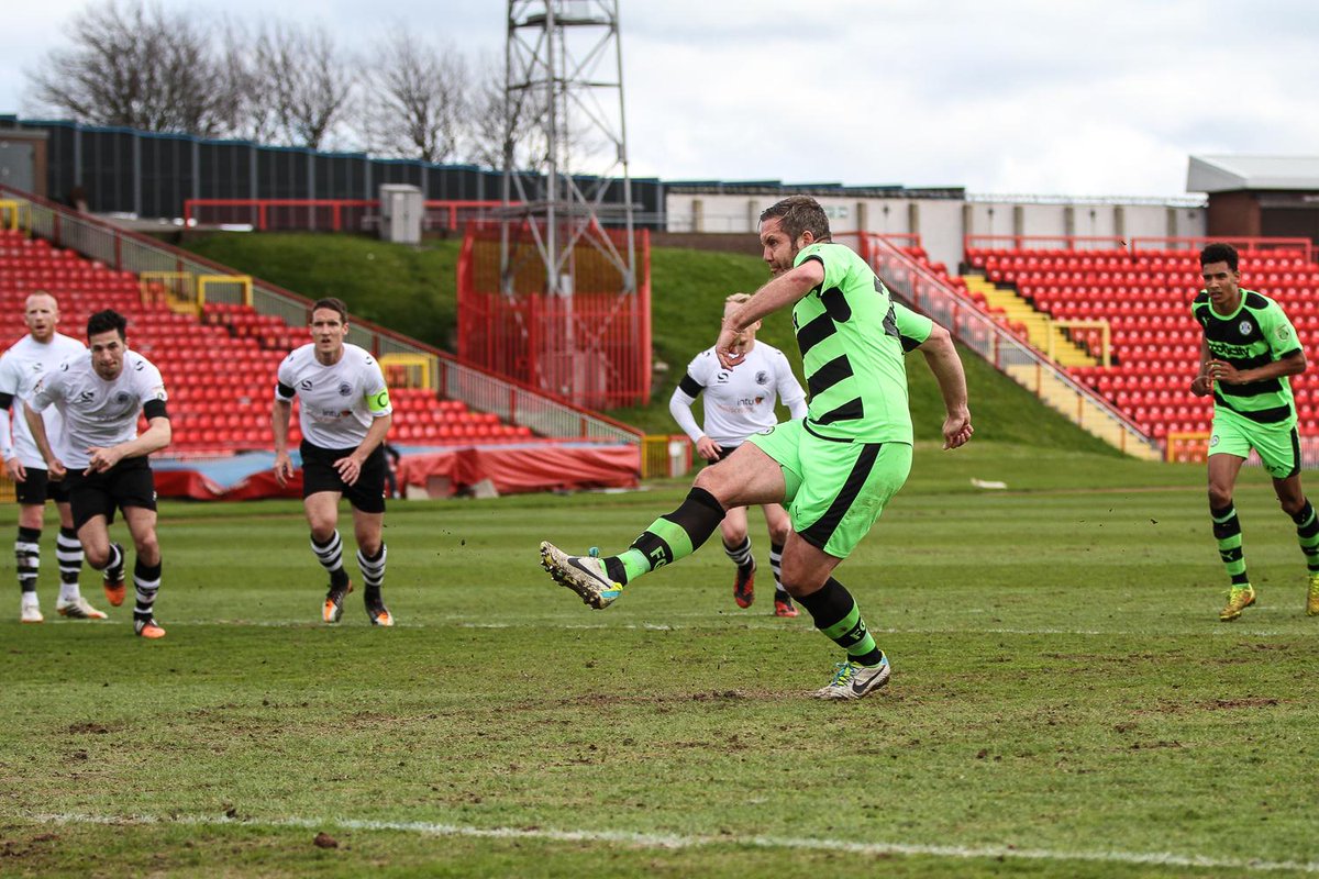 .<a href="/Parky08/">Jon Parkin</a> scores <a href="/FGRFC_Official/">Forest Green Rovers</a> 's equaliser from the spot