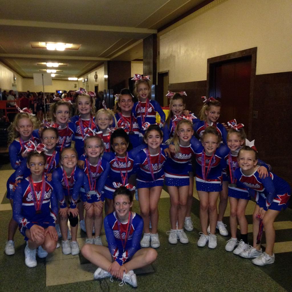 theusfinals's tweet photo. All Star Patriots Glitz had an amazing performance! #endittogether #thisisit http://t.co/WX8K4dlenh