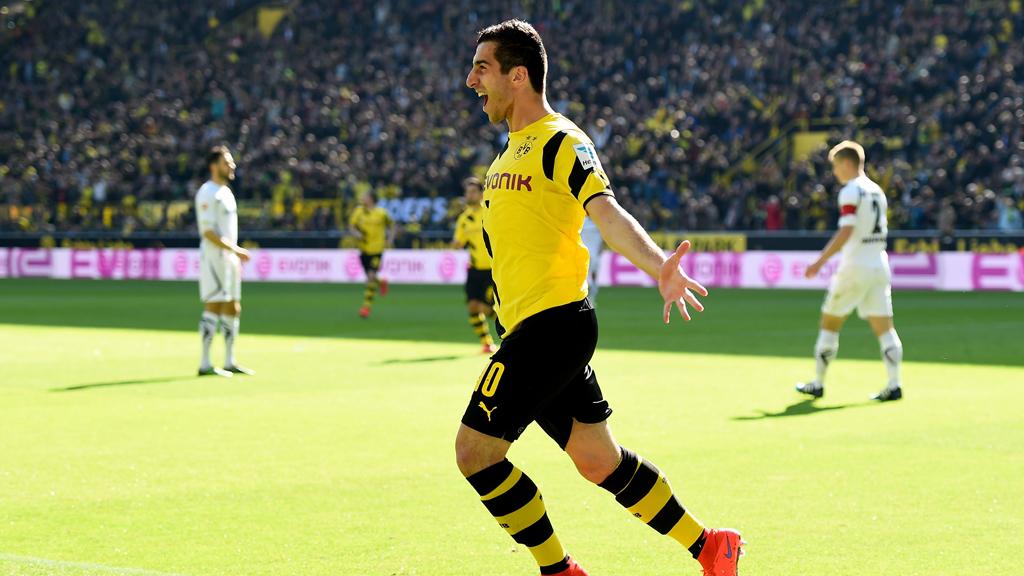 dw_sports's tweet photo. PIC: Henrikh Mkhitaryan celebrates his goal for #BVB. The opener against Paderborn. #BVBSCP http://t.co/En1QxAvspo