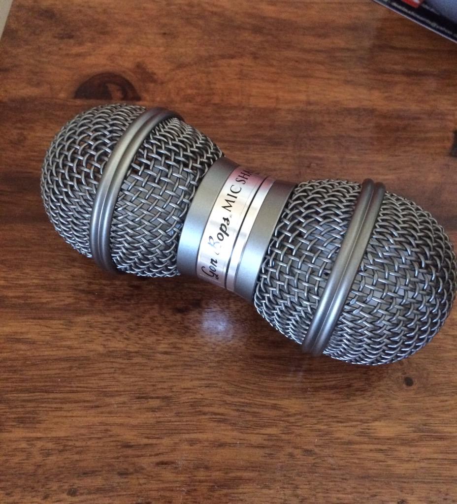 DannyJonesDAJ's tweet photo. @GonBopsInc The #MicShaker is amazing. Quality instrument 😎 #Deadaudiosaints #Shaker #HighSociety http://t.co/qJUzuNRZ59