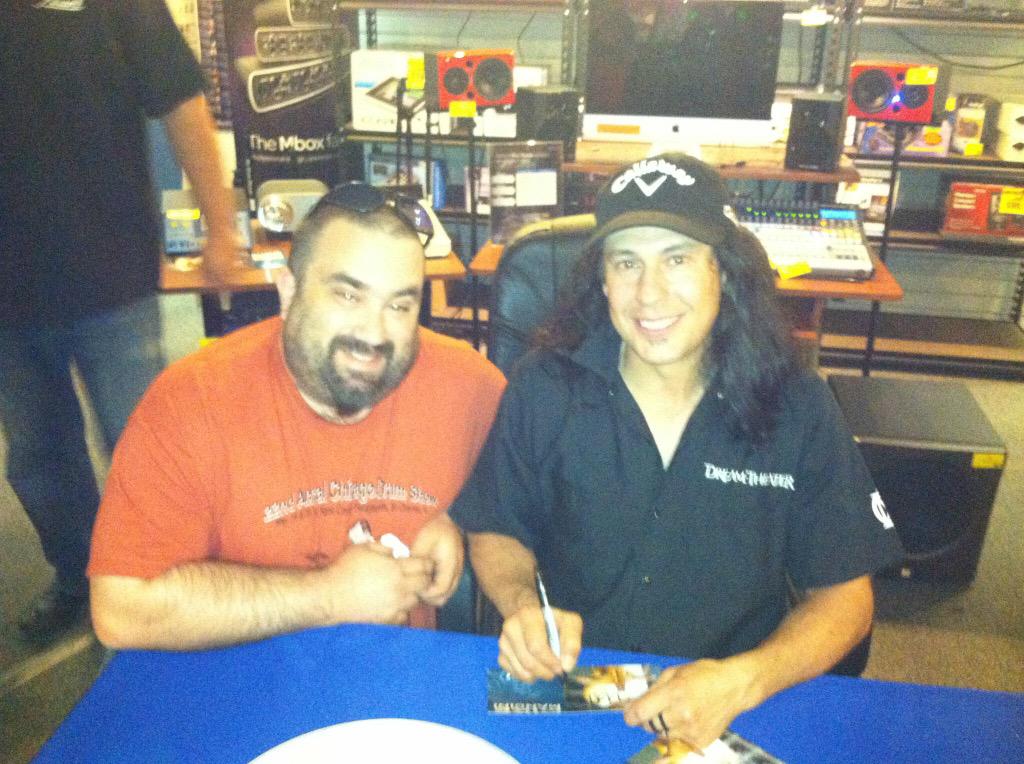 Happy Birthday to Mike Mangini of today! 