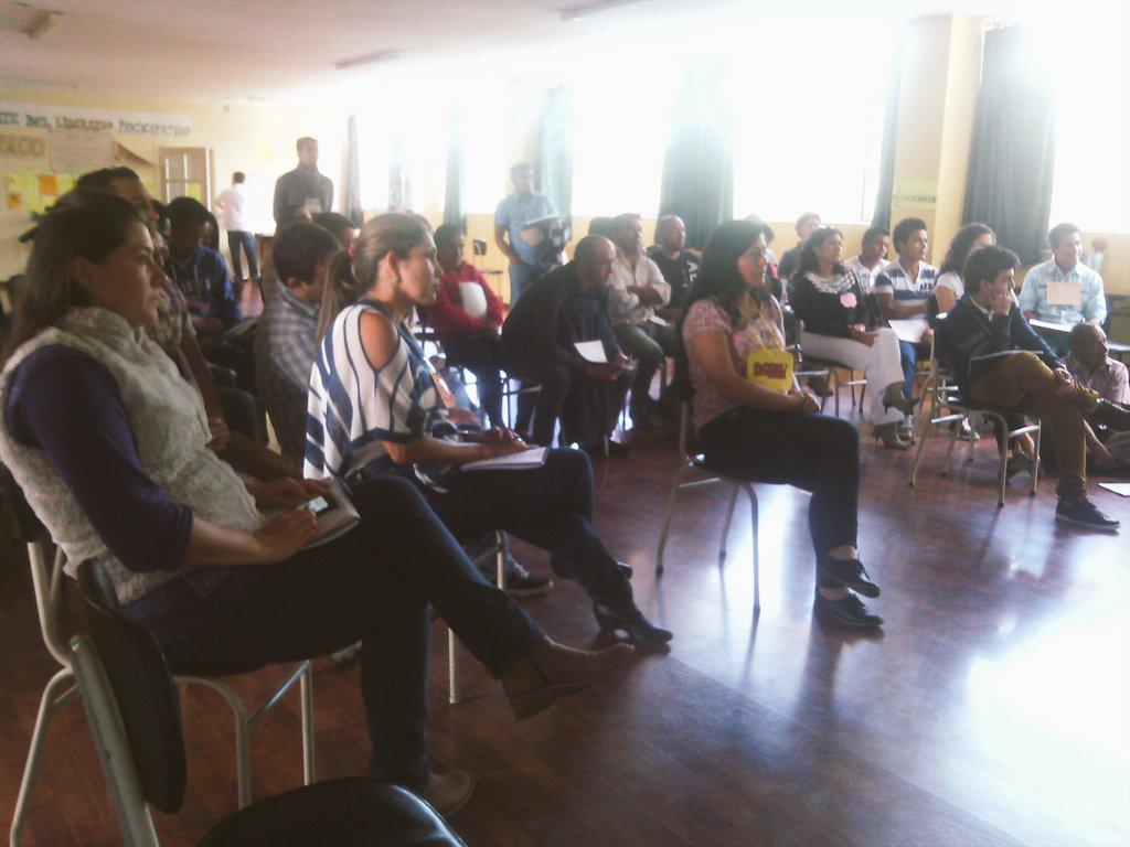 <a href="/FEsquel/">Filial River Plate Esquel</a>  en taller <a href="/AofHostingQuito/">Art Of Hosting Quito</a> <a href="/carmenrosat/">Carmen Rosa Torres</a>