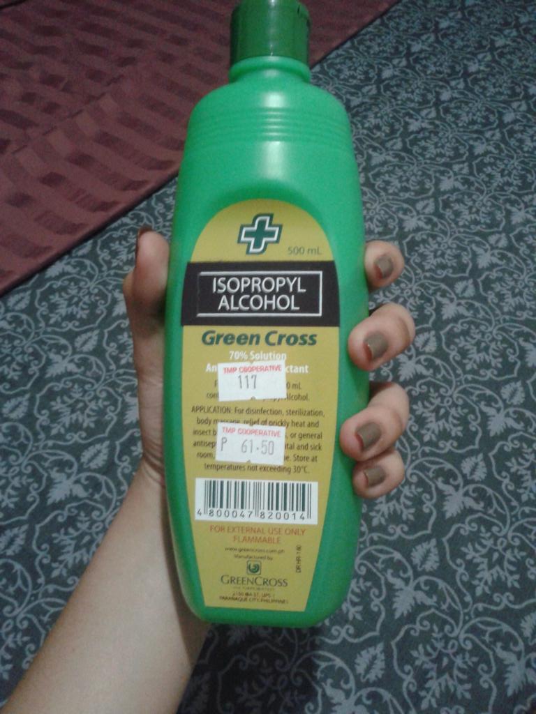 lexifrvr's tweet photo. tanda niyo pa ba nung nagtitinda ako ng alcohol ha. tas wala namang bumili. mga germs kasi takot sa alcohol http://t.co/3RSXIsLizd