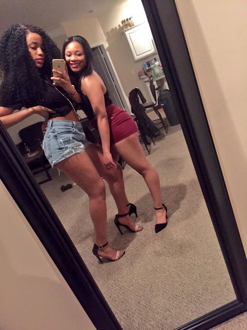 Watch brit.'s leaked NSFW photo on TwXstars