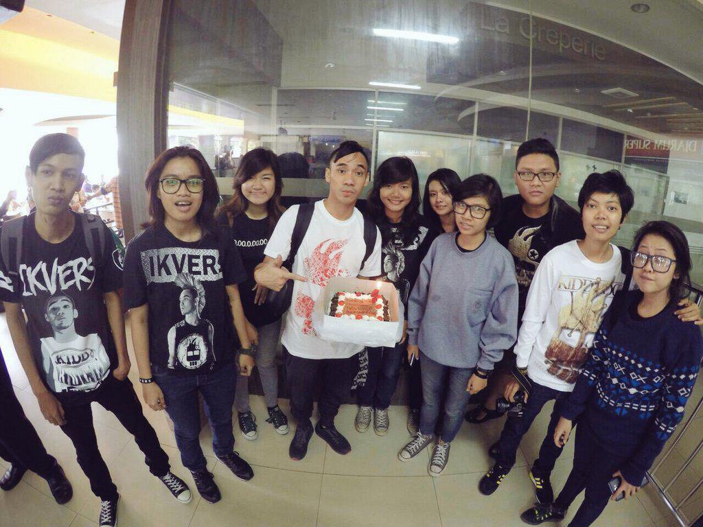 Heavy 4nniversary IKVERS SEMARANG 🎉 kompak selalu,makin sayang sama abang @ikmaltobing ,kompak sm kami semua ❤❤