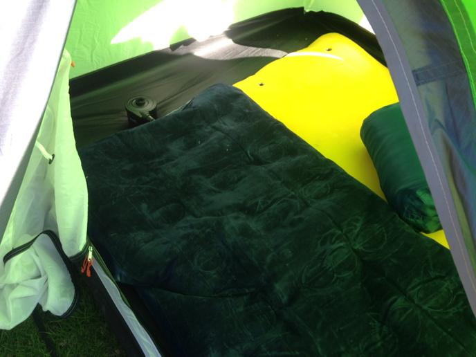 SnowdoniaExpeds's tweet photo. Ultimate #dofe comfort! http://t.co/QkOr7nRB0b
