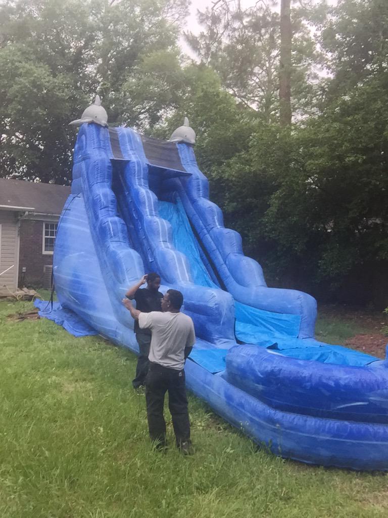 WiseFortunes's tweet photo. #KappaWeek2k15 #Klimaxxx #404Gornto Pool and the water slide in same backyard. http://t.co/A1WW5VsYat